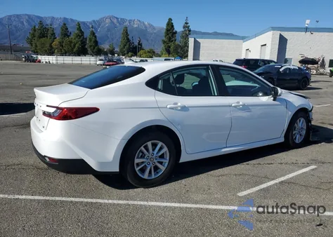 2025 Toyota Camry Xse z USA, uszkodzony, nr VIN 4T1DAACKXSU643223